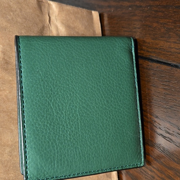 Coach Green Leather Wallet NWOT - Picture 2 of 7